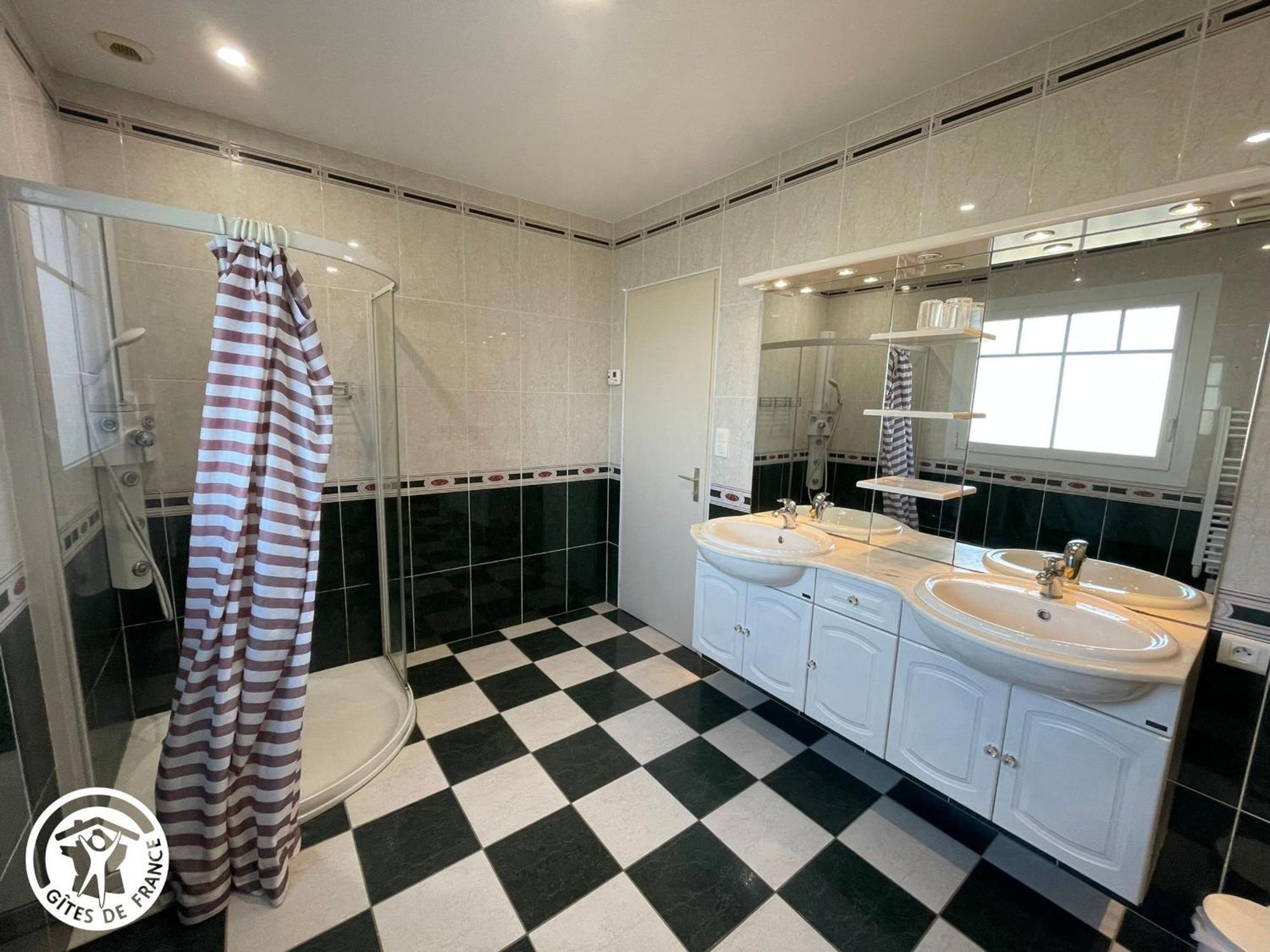 Maison Recente Avec Jardin, 4 Chambres, Proche Mer Et Commerces A Bouin - Fr-1-426-129 ภายนอก รูปภาพ